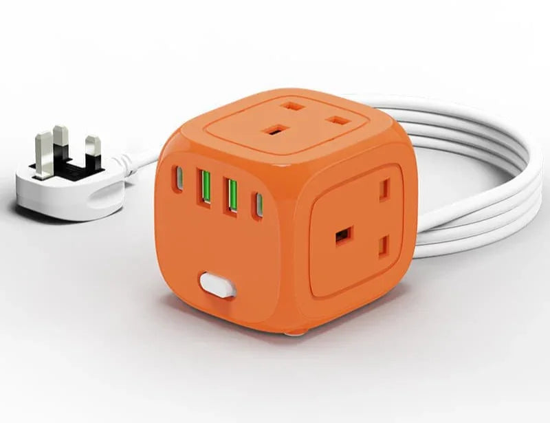 3 - Way Socket with USB - C | 7 - in - 1 Compact Charging Hub - Zyler